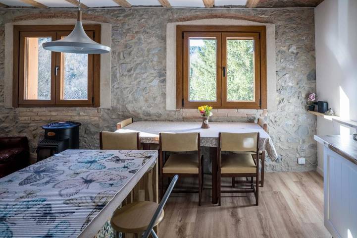 Casa rural para 6 personas, con jardín en Berguedà - 2