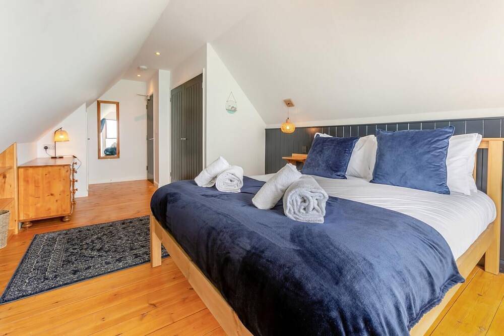 Ganze Wohnung, 3 Bed in Coverack (oc-b31082) in Coverack, Cornwall