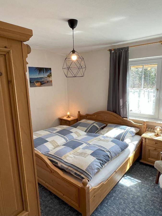 Ferienwohnung für 3 Personen, mit Balkon und Terrasse sowie Garten und Ausblick in Fichtelberg - 2