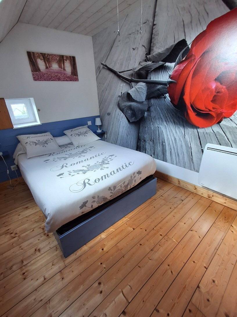 Les Roses des Bois - Chambre Le Puy-Gros in Murat-le-Quaire, Parc naturel régional des Volcans d'Auvergne