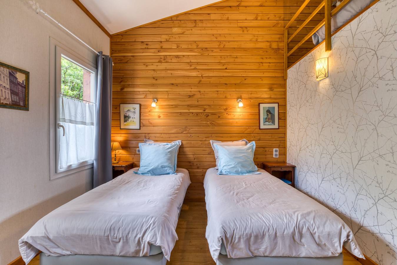 Gästezimmer „Chambre Paul“ mit Gemeinschaftspool, Terrasse und Wlan in Soubès, Lodève und Umgebung