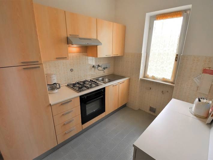 Ferienwohnung für 6 Personen, mit Terrasse und Garten am Gardasee - 3