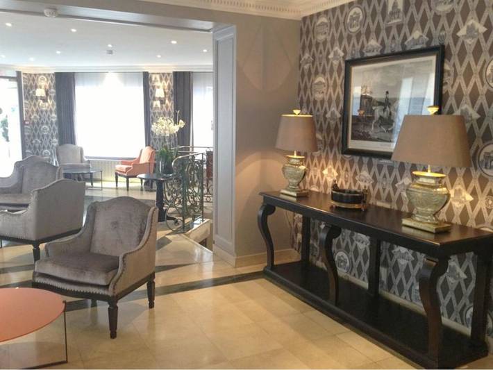 Hôtel pour 4 personnes, avec terrasse, animaux acceptés