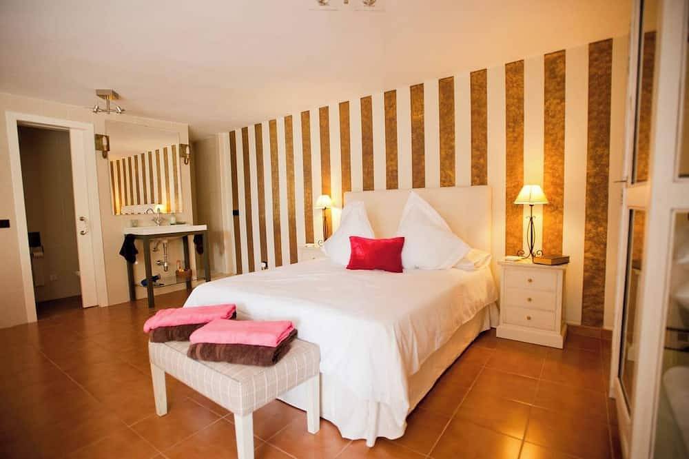 Entire apartment, Dhalia Vacation Home in Dos Hermanas, Sevilla Province