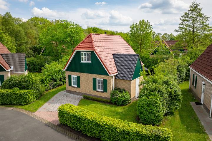 Bungalow voor 6 personen, met Balkon/Terras en Terras in Drenthe