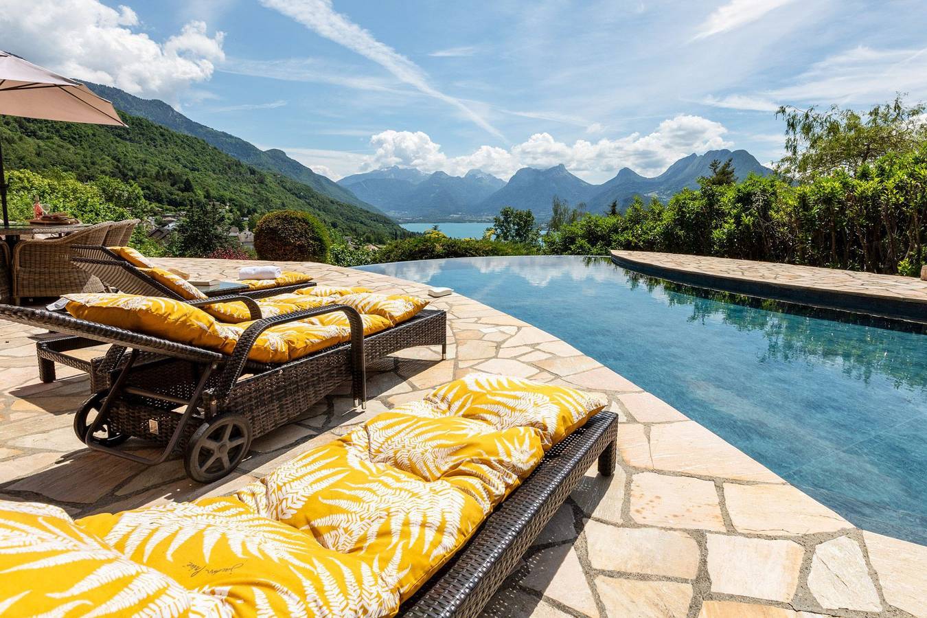 Talloires Infinity Villa in Talloires-Montmin, Région d'Annecy