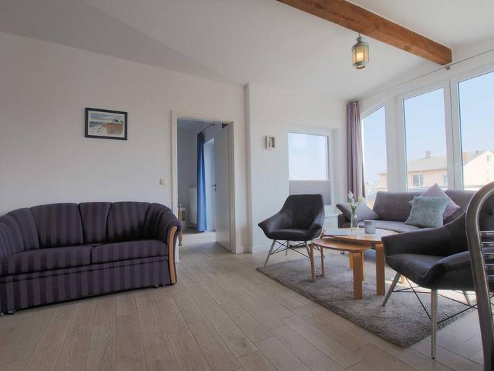 Apartamento entero, Gemütliche 57m² Ferienwohnung mit Balkon & WLAN – ideal für 4 Personen in Warnemünde Strand, Warnemünde