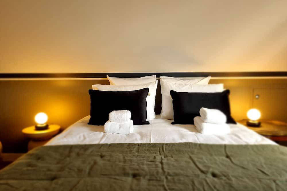 Charming House 50 M From The Beach in Lancieux, Dinan region