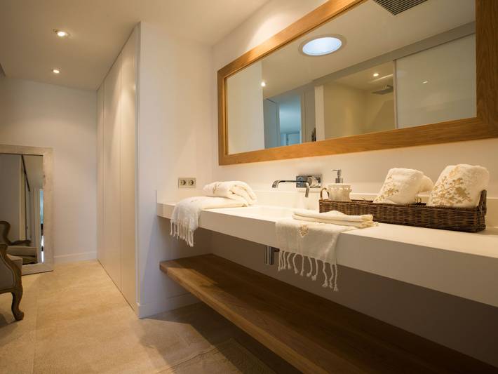 Finca für 7 Personen, mit Terrasse in Colònia de Sant Jordi - 4