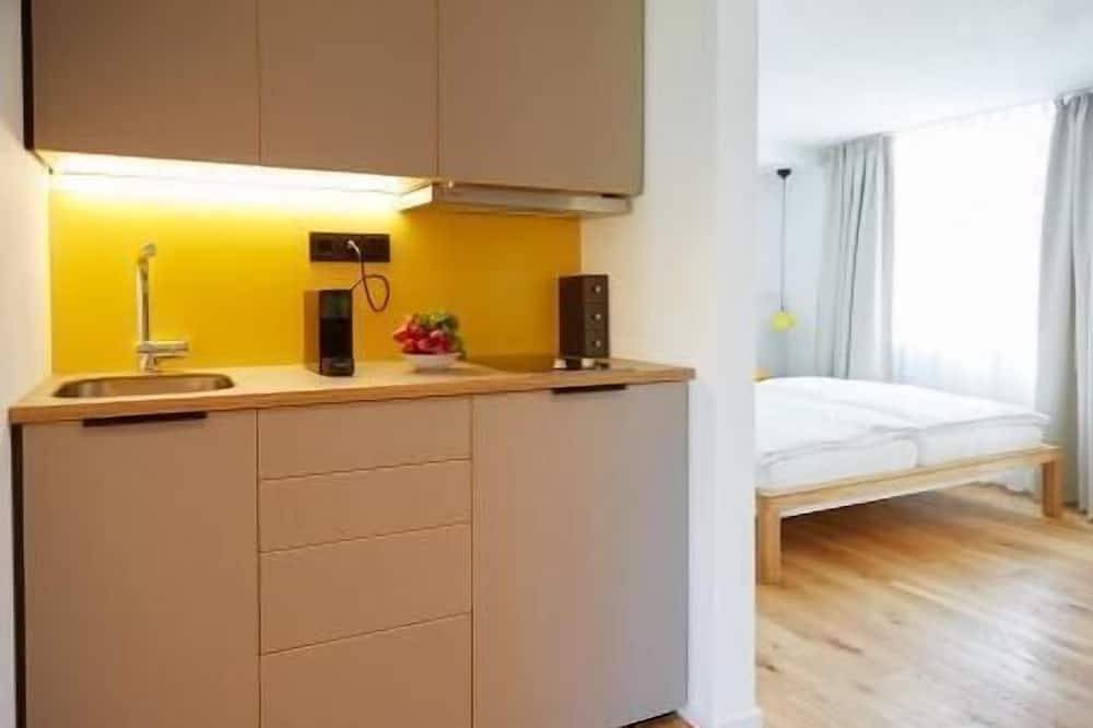 Ganze Wohnung, Apartment zum Brunnen, 23qm, 1 Wohn-/Schlafzimmer, max. 2 Personen in Singen, Hegau