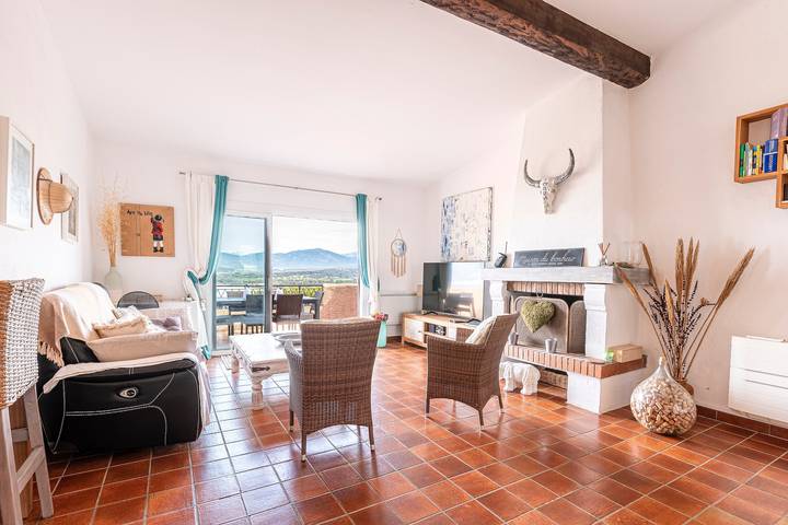 Location de vacances pour 3 personnes, avec jardin dans Porticcio - 2