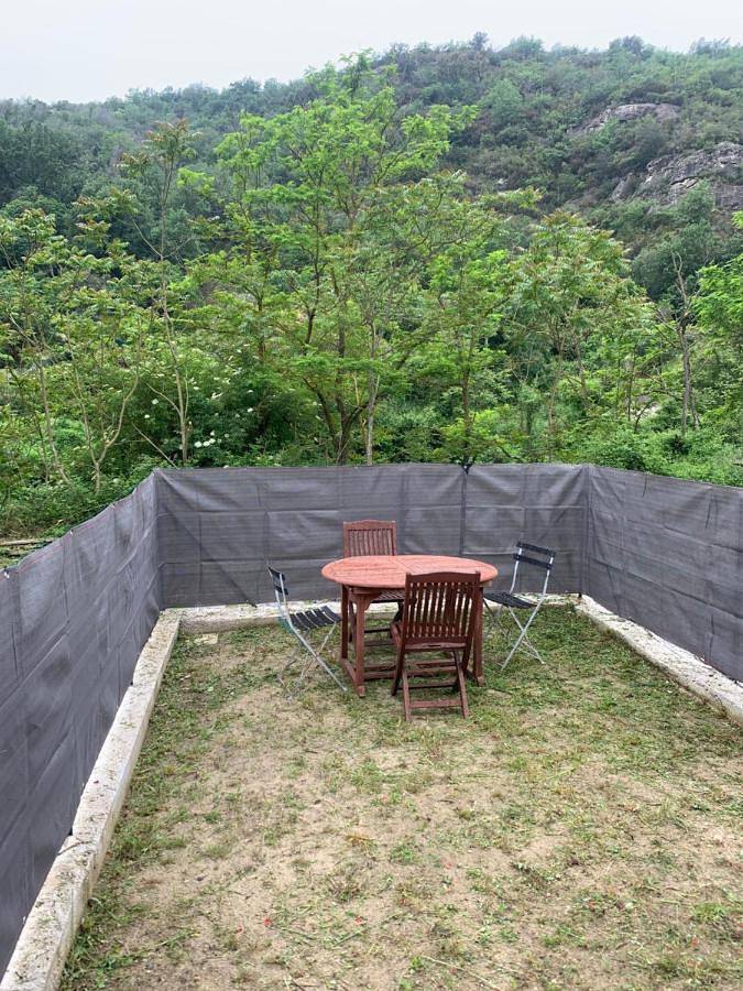 Gîte pour 2 personnes, avec vue ainsi que terrasse et jardin à Bendejun - 3