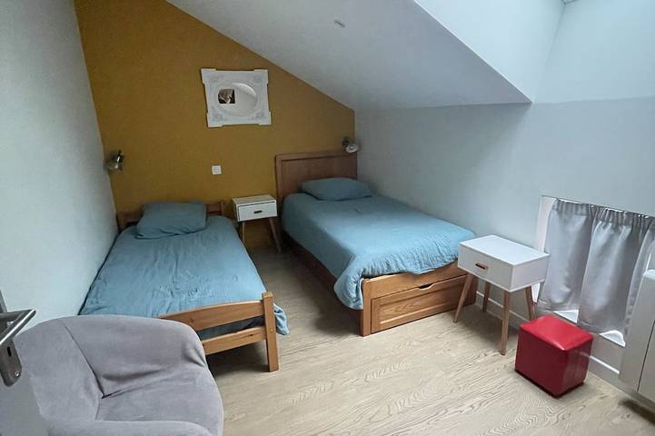 Location de vacances pour 8 personnes, avec jardin, animaux acceptés dans Lac de Saint-Cyr - 3