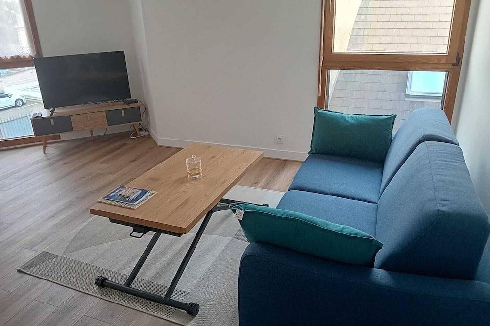 Entire apartment, L'Eden De Chartres in Chartres, Chartres region