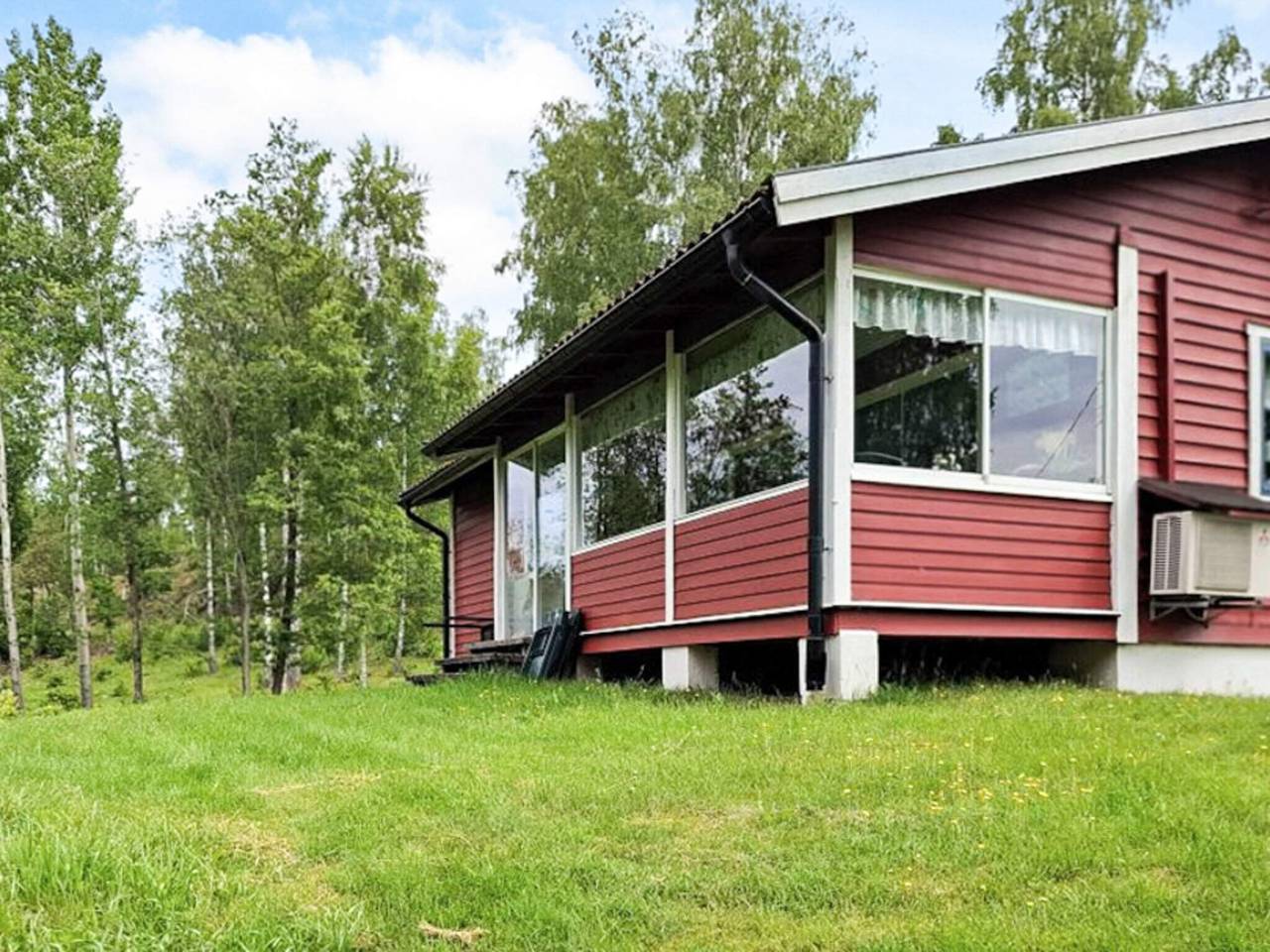 Hus för 4 Personer, med trädgård