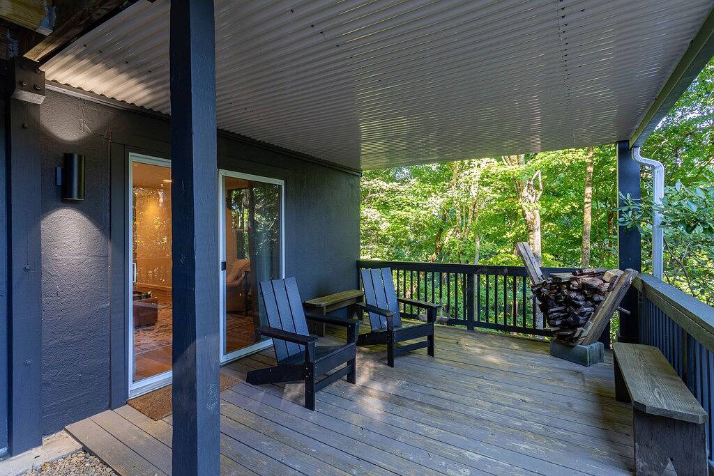 Spruce House - 3Br home atop Seven Devils with beautiful views of Grandfather Mountain! in Blue Ridge Parkway, Seven Devils