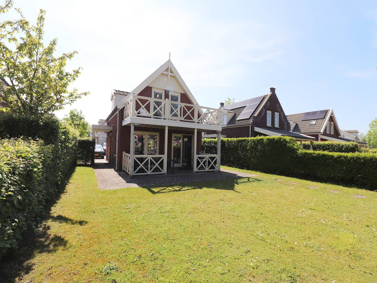 Bungalow in Südholland mit eigenem Steg in Bernisse, Niederländische Nordsee