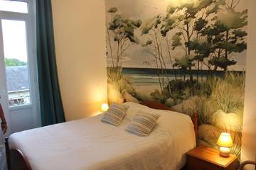 Gîte pour 14 personnes, avec jardin à Daumeray