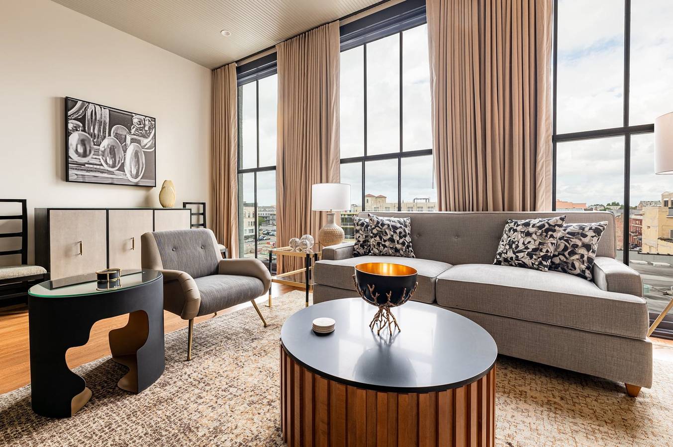 Apartamento entero, 2Br Canal Street Charm: Elegant Space | The Mayfair in Storyville (New Orleans), New Orleans