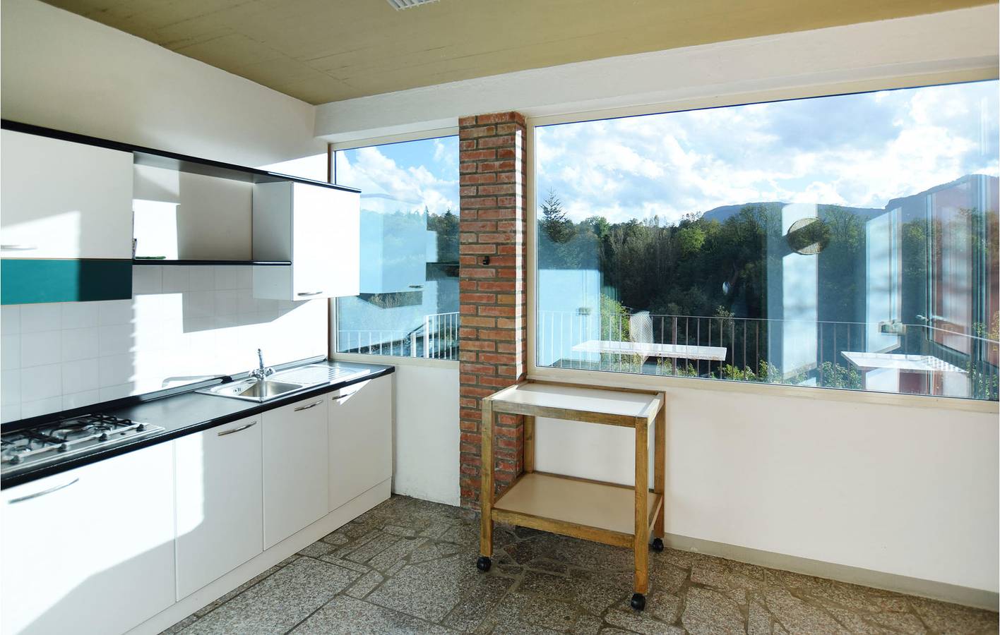 Ganze Ferienwohnung, Ruhiger Rückzugsort: Pool, Parkplatz, Garten - Barga 1km in Barga, Parco Regionale delle Alpi Apuane