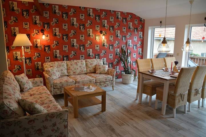 Ferienwohnung für 7 Personen, mit Balkon und Garten in Niedergurig