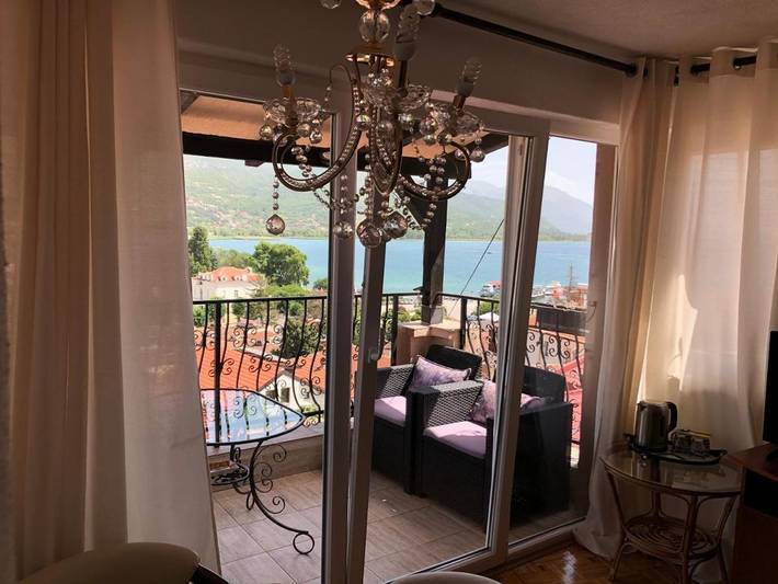 Maison d’hôte pour 4 personnes, avec vue ainsi que vue sur le lac et balcon