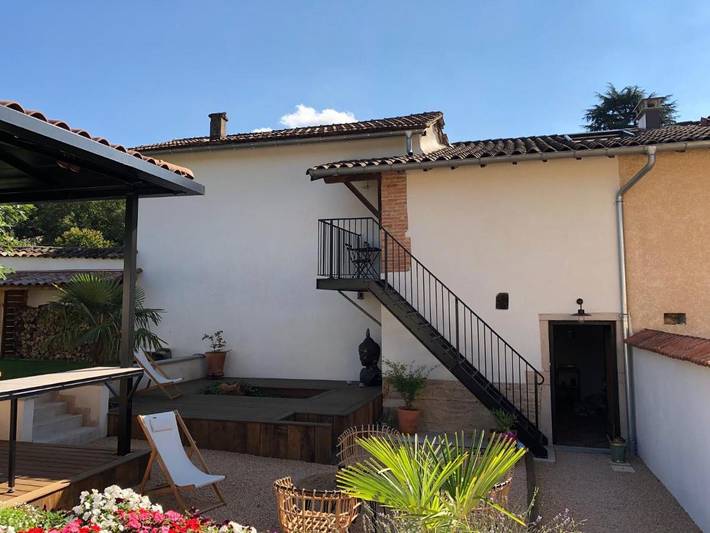 Gîte pour 2 personnes, avec Balcon et Vue à Reyrieux