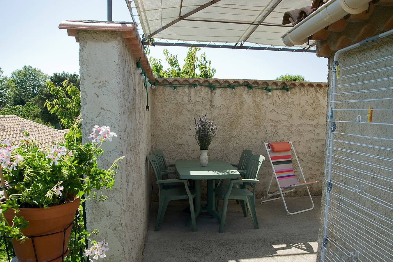Apartamento entero, Apartamento «La Maison Fleurie» con terraza privada, Wi-Fi y aire acondicionado in Saint-Rémy-de-Provence, Region de Arles