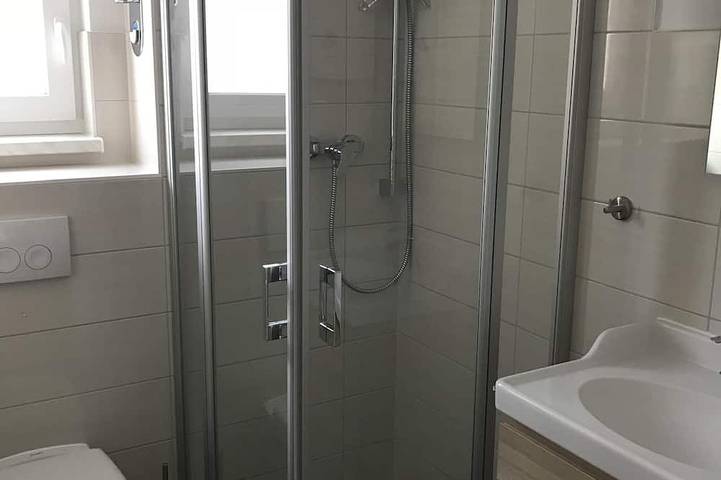 Ganze Wohnung, Neue ruhige Fewo im Küstenwald Graal-Müritz Fewo Zweisamkeit Hasenwinkel 4 Eg<br> in Gelbensande, Rostock und Umgebung