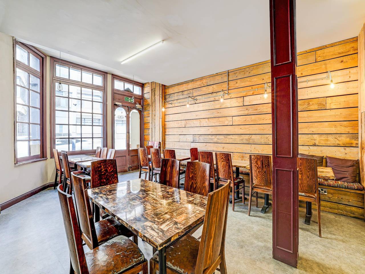 Entire apartment, Belvilla Ilford Hill Hotel London | Single in Redbridge, London