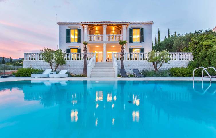 Smještaj za odmor za 10 osoba, s Pogled na ocean i Balkon, kao i Vrt i Bazen u Orašac