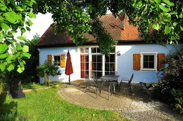 Ferienwohnung für 4 Personen, mit Balkon und Garten in Feuchtwangen