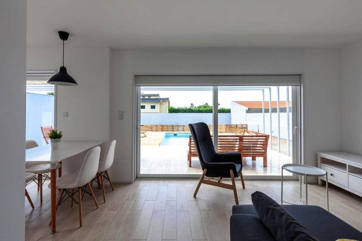 Location de vacances pour 4 personnes, avec piscine et jardin à Ovar - 4