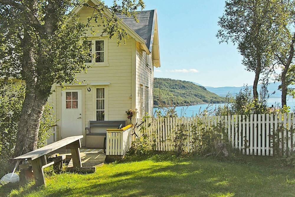 4 personas casa en Skatvik-By Traum in Senja, Tranøy