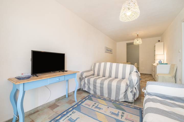 Gîte pour 4 personnes, avec jardin dans Domus De Maria - 2