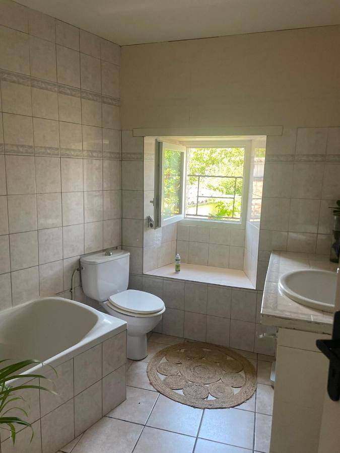 Location de vacances pour 2 personnes, avec vue et jardin à Barbaste - 4