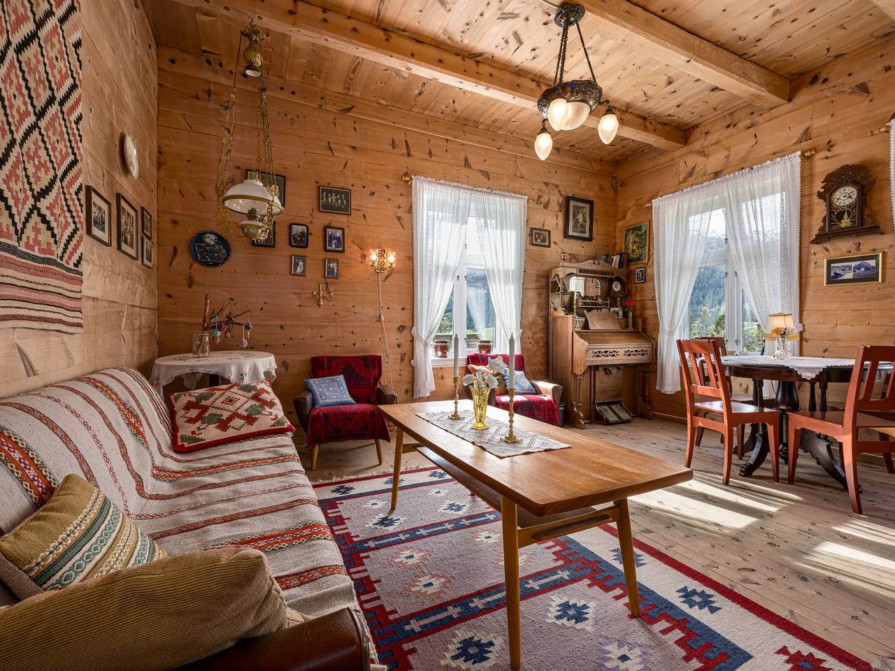 Elvehuset in Haukedalen, Førde