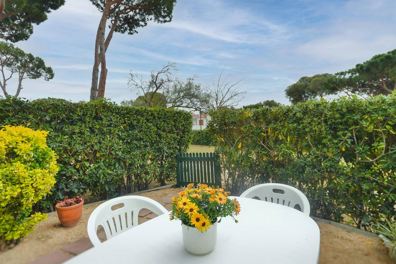 Apartamento entero, Disfruta de una estancia cómoda y relajante en este apartamento luminoso con jardín privado in Platja d'Aro, Costa Brava