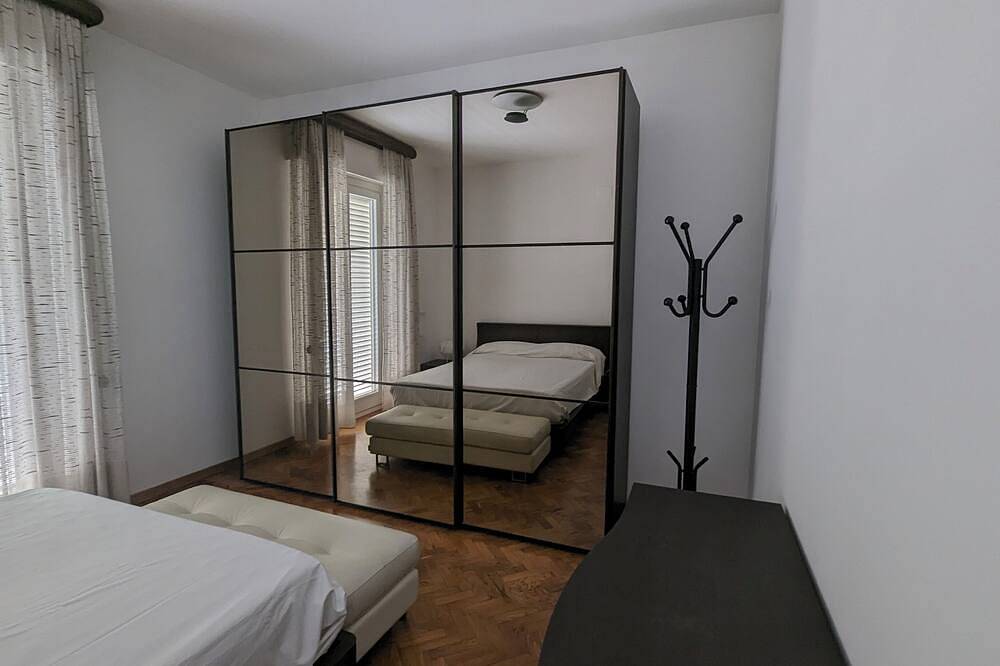 Apartamento entero, Apartment Grazie area, a few minutes from downtown in a quiet and serviced area in Ancona, Provincia de Ancona