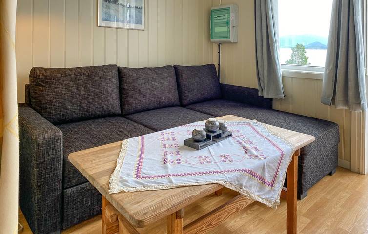 Ferienhaus für 4 Personen mit Garten in Tingvoll, Nördliches Fjordnorwegen
