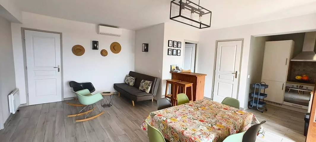 Location de vacances pour 6 personnes, avec piscine et jardin à Le Rouret - 2