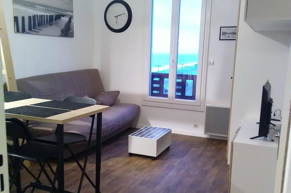 Appartement entier, Studio A La Plage refait à neuf en 2020 in Donville-les-Bains, Côte de la Déroute