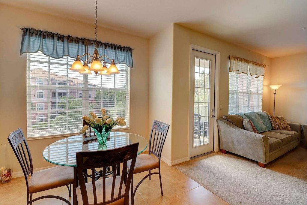 Ganze Wohnung, South Fort Myers Gated Community! Heated Pool & Hot Tub! Close to Beaches, Shopping & Dining! in Iona, Southwest Florida