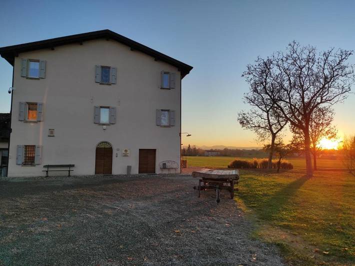 Location de vacances pour 3 personnes, avec vue et jardin à Reggio d'Émilie