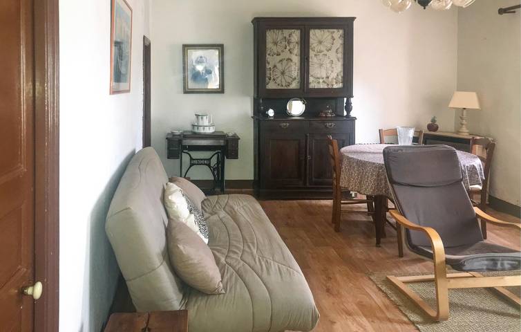 Ganze Ferienwohnung, Gemütliches Apartment am Strand mit Terrasse und Parkplatz in Calcatoggio, Golfe de Sagone