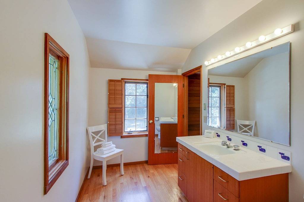 Atemberaubende Ocean Stadthaus mit großem Garten, einfachen Zugang zum Strand - hundefreundlich! in Gearhart, Clatsop County