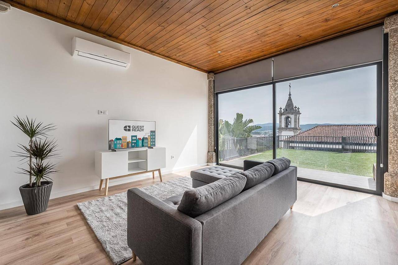 Two-Bedroom House in Viatodos, Grimancelos, Minhotães e Monte de Fralães, Distrito de Braga