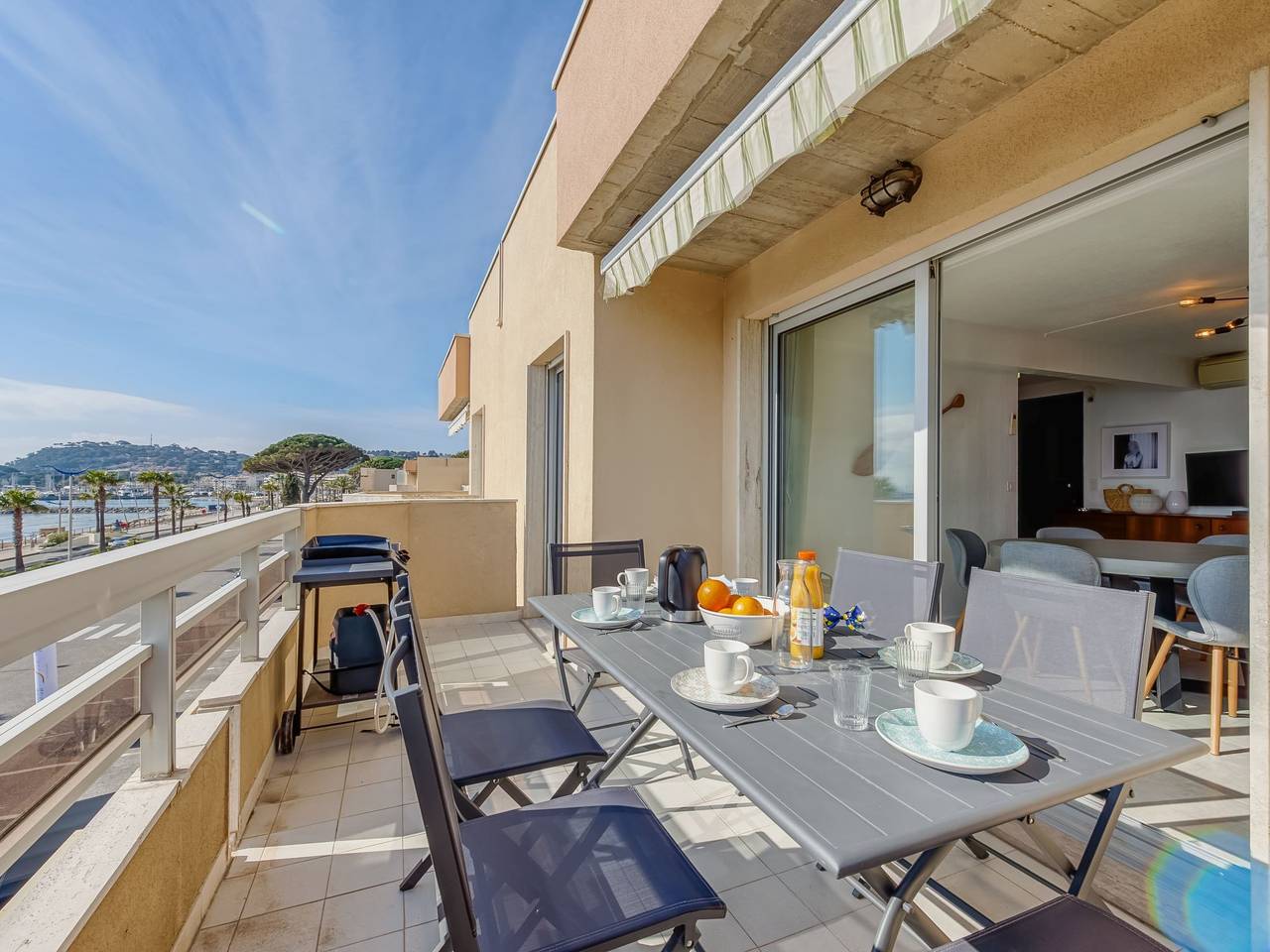 Entire apartment, Le Palazzo del Mar in Cavalaire-sur-Mer, Draguignan region