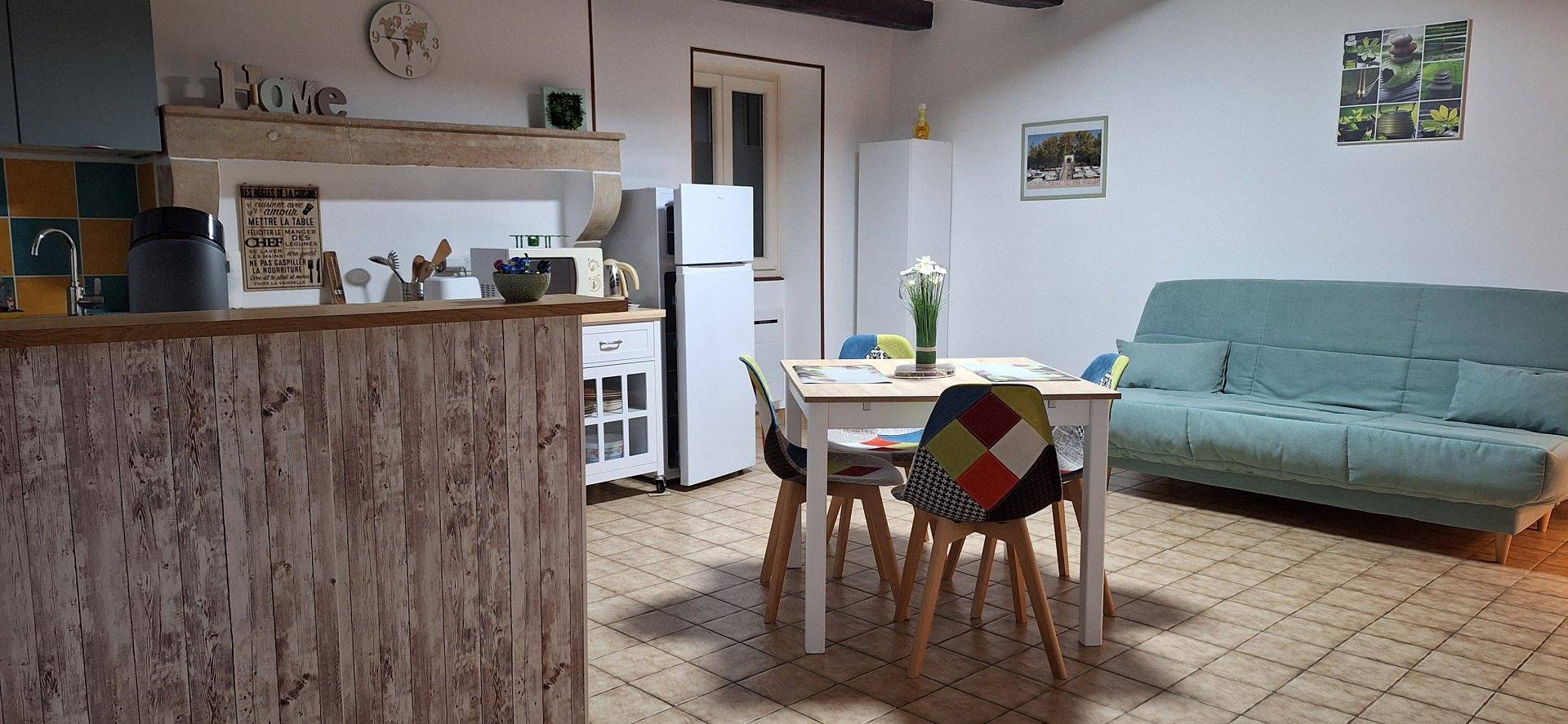 La Maison Verte in Colombiers (Cher), Saint-Amand-Montrond