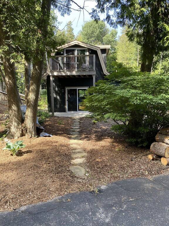 Schönes Ferienhaus am Huronsee - Wifi, Strandfeuergrube, Blick auf die Brücke in St. Ignace, Mackinac County